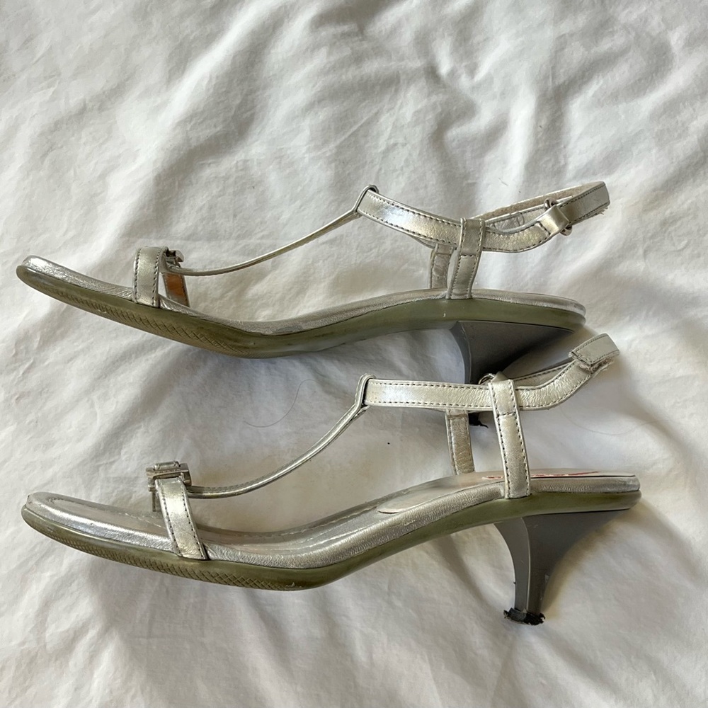 Prada Silver T-Strap Low Heeled Sandals Velcro Closure 8.5 39 - Picture 3 of 7